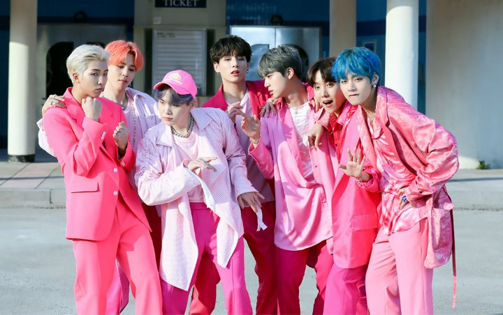 11155114-bts-in-pink_cover_720x452.png